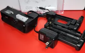 Xbgn7000 Bower Professional Battery Grip Kit For Nikon D7000 Camera Aa