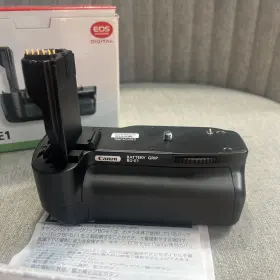 Bg-e1 Canon 013803029062 Vertical Grip/battery Holder For Eos Digital Rebel