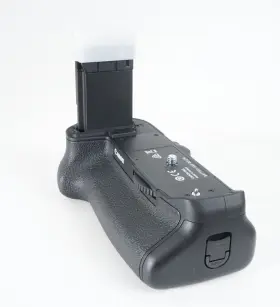 Bgm-16a Canon Mint Bg-e16 Battery Grip For 7d Mark Ii With Aa Magazine #3