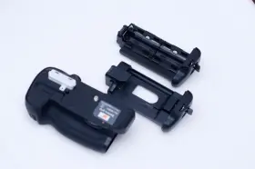 Mb-d14 Dste D610 Battery Grip For Nikon D600 Cameras Replacement - Open Box #3