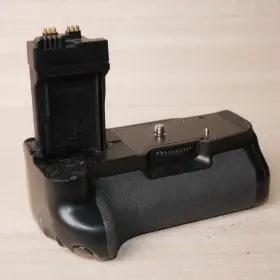 Mk-550d Meike Battery Grip For Canon T2i T3i T4i T5i Dslr Camera #2
