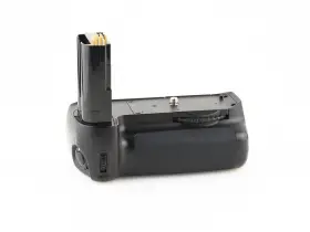 Mk-d80 Meike Battery Grip For Nikon D80 - Aa Batteries And Vertical Controlls