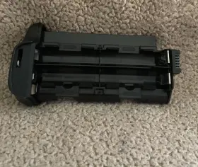 10085619 Neewer Vertical Battery Grip Replacement For Mb-d15 Nikon D7100 D7200 #2
