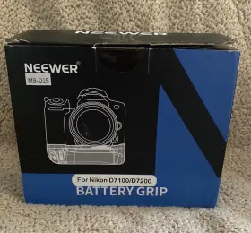 10085619 Neewer Vertical Battery Grip Replacement For Mb-d15 Nikon D7100 D7200