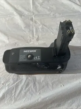 Neewer Nw-6d Nw-5d Multi-power Battery Grip Pack For Canon 5d Mark Iv