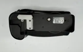 Nikonmb-d10 Nikon Mb-d1 Vertical Battery Grip Hand Holder D300 D300s D700 Dsl Camera #2