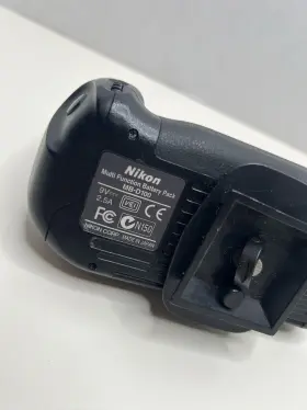 Mb-d100 Nikon Battery Pack For D100 Dslr Digital Slr Camera Untested #2