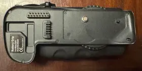 Nd300 Nikon Battery Grip For D300 Excellent Condition Free Shipping