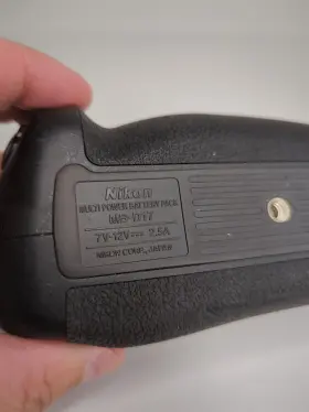 Nk27169 Nikon Original Oem Mb-d17 Multi Power Battery Pack For D500 Missing Tray #3