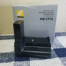Vaw16901 Nikon Mb-cp10 Battery Pack For Coolpix 8400 Digital Camera Excellent Condition