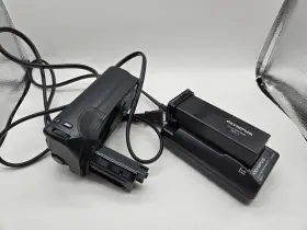 Bll-1 Olympus Hld-2 Grip Genuine Battery And Charger For E-1 #2