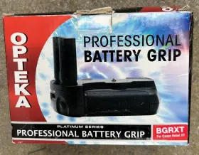 Opteka 084438888539 Brand New Professional Battery Grip Bgrxt For Canon Rebel Xt Camera