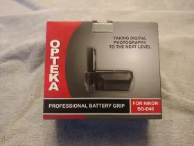 Bg-d40 Opteka Professional Battery Grip For Nikon