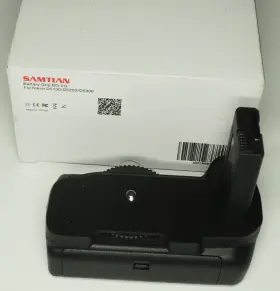 D5300 Samtian Bg-2g Battery Grip For Nikon D5100 D5200 Digital Slr Camera