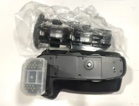 Bg-c12 Vello Battery Grip For Canon 7d Mark Ii Complete In Box #2