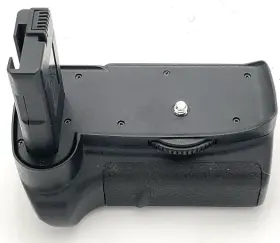 Bg-n12 Vello Battery Grip For Nikon D3100 D3200 And D3300 D7100 Dslr Camera