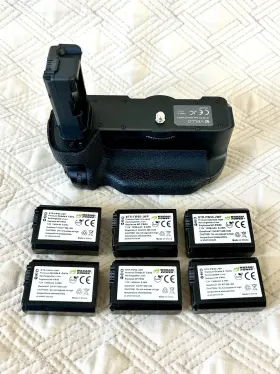 Bg-s3-2 Vello Bg-s3 Battery Grip For Sony Alpha A7ii A7sii A7rii 6 Extra Batteries