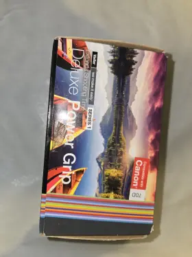 Viv-pg-70d Vivitar Deluxe Power Grip For Canon 70d Model Number New Sealed #2
