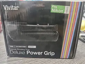 Vivitar Viv-pg-d7000 Deluxe Power Grip Series 1 For Nikon D7000 En-el15b Brand New