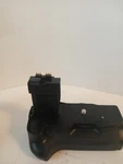 Neewer BG-E8 Replacement Battery Grip For Canon Eos 550D 600D 650D 700D/ Rebel. Fixed Price $10.00.