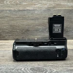 Neewer BG-E8D Replacement Battery Grip For Canon Eos 550D 600D 650D 700D/ Rebel. Fixed Price $21.80.