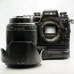 Minolta Maxxum 9 Kit W/ Original Box (near Mint - Read) Tested And Inspected!. Fixed Price $825.00.