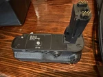 Vello BG-C9 Battery Grip For Canon Eos Mark Iii, 5DS,. Fixed Price $15.00.