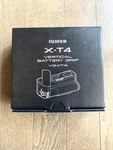 New Fujifilm VG-XT4 Vertical Battery Grip For X-T4 Japan. Fixed Price $126.68.