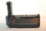 Canon BG-E20 Grip For Eos 5D Mark Iv Nice. Fixed Price $68.85.