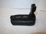 Canon Oem Battery Grip BG-E7 For Eos 7D. Fixed Price $15.99.