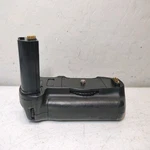 Nikon MB-D100 Battery Pack For Dslr Digital Camera. Fixed Price $34.00.
