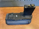 Vello Camera Grip BG-CS5.2 For Canon T2I,T3I,T4I. Fixed Price $35.00.