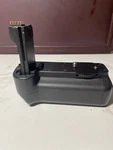 Targus TG-BG20D Vertical For Canon 20D-30D (battery Grips) (bg). Fixed Price $34.99.