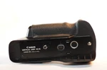 Canon VG-10 Vertical Grip For Eos A2E 35MM Slr Film Camera. Fixed Price $35.85.