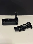 Meike Vertical Battery Grip Holder For Canon Eos 6D Camera With Extra Insert. Fixed Price $39.00.