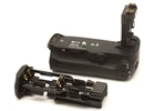 Canon BG-E16 Battery Grip For 7D Mark Ii With Aa BGM-E16 Magazine #51236. Fixed Price $59.00.