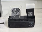 Zeikos ZE-CBGT2 Battery Grip For Canon Rebel T2I, T3I, T4I Aa Batteries Only. Fixed Price $45.00.