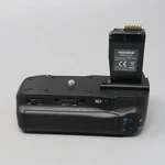 Neewer NW-760D Multi-power Battery Pack Grip For Canon 750D/760D. Fixed Price $13.30.