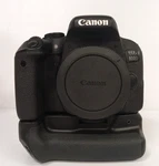 Canon Eos 800D 24.2MP Dslr Camera Body + Grip - Tested, Fully Functional!. Fixed Price $399.99.