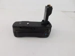 Vivitar VIV-PG-5DMII Battery Grip (RPF71). Fixed Price $20.00.