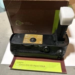 Green Extreme Battery Grip For Eos 5D Mark Iv Dslr Camera #GX-BG-E20 New. Fixed Price $59.98.