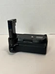 Neewer MB-D3100N Vertical Battery Grip For Nikon D3300 D3200 Dslr Cameras. Fixed Price $29.99.